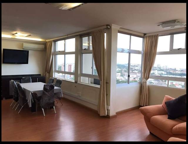2 BEDROOM APARTMENT TO LET IN GLENWOOD